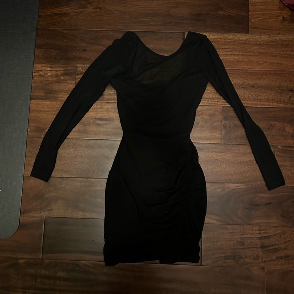 Windsor long sleeve black mini dress size 2 hoco prom - Picture 4 of 4